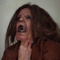 Masque intégral en latex pour femme âgée effrayante et hurlante, accessoire de fête costumée amusant et original pour Halloween, pour les plus de 18 ans