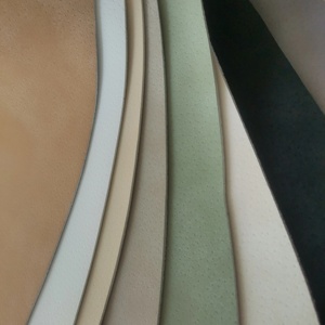 Pelle Sintetica PU Goffrata Ecologica Impermeabile Resistente Morbida al Tatto di Colore Scuro <span class=keywords><strong>per</strong></span> Scarpe Borse Sedili Auto Guanti Rivestimenti Divani - Product Image 1