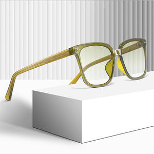 Gafas de sol unisex Conchen con montura TR90, protección UV400, diseño cuadrado negro para conducir y viajar, a la moda. - Product Image 3