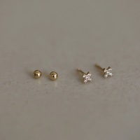 Zierliches 18K Vergoldetes S925 Silber Kugel- und Zirkon-Blumen-Ohrstecker-Set 925 Sterling Silber Ohrringe