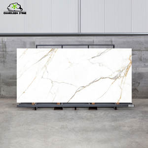 Dalles de marbre artificiel grand format série Calacatta style moderne, design 3D, pour décoration intérieure et extérieure, revêtement de <span class=keywords><strong>sol</strong></span>, revêtement mural, dessus de table, centres commerciaux - Product Image 1