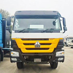 Camión grúa de carga lateral Sinotruck Howo 8X4 de 12 ruedas, 371HP/400HP, diésel, con volante a la derecha/izquierda, de bajo precio - Product Image 4