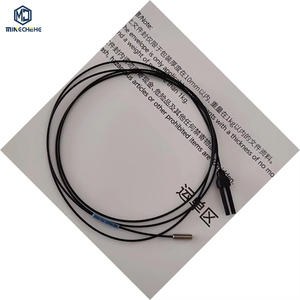 Capteur à fibre optique réfléchissant à très haute sensibilité FU-69X avec câble de 1 m à découpe libre pour l'automatisation industrielle - Product Image 1