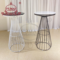Ensemble de tables et chaises de bar en acier avec plateau en MDF pour salon, café, boîte de nuit moderne, bar à domicile et hôtel