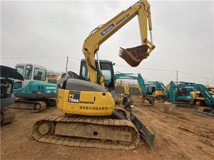 Komatsu-Excavadora sobre orugas, peso operativo de 7 toneladas, con componentes básicos como cojinete de bomba de caja de cambios, PLC - Product Image 2