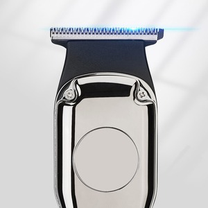 Cortadora de Pelo Eléctrica con Longitudes Ajustables, Motor sin Escobillas, Cuerpo Metálico, Resistente al Agua IPX7, Modelo Recargable para Corte de Cabello Masculino - Product Image 1