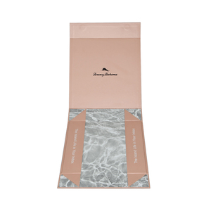 Boîte d'emballage pliable personnalisée rose mat pour maillots de bain, recyclable, avec fermeture magnétique et motif ondulé en relief - Product Image 6