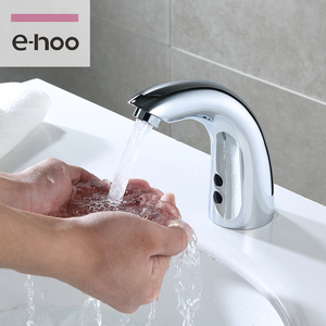 Robinet de lavabo monté sur le pont en laiton capteur de <span class=keywords><strong>cuisine</strong></span> robinet <span class=keywords><strong>d</strong></span>'économie <span class=keywords><strong>d</strong></span>'<span class=keywords><strong>eau</strong></span> automatique capteur de robinet intelligent - Product Image 5