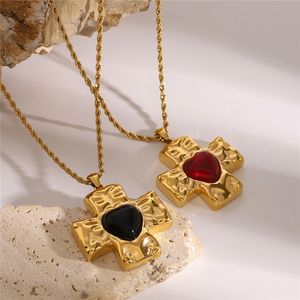 JFJEWER Collier pendentif <span class=keywords><strong>croix</strong></span> martelée or 18 carats acier inoxydable coeur noir zircon rouge Look chic 52cm - Product Image 2