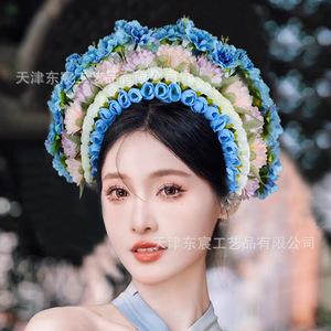 Serre-tête floral Dongchen Crafts, 30 cm de large, fleurs en soie, accessoire de photographie de mariage, style chinois traditionnel - Product Image 4