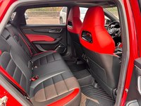 MG6 Berline Automatique 2020 2021 2022 avec Toit Ouvrant, Sièges en Cuir, Caméra Arrière 360°, Conduite à Gauche, Démarrage sans Clé, Occasion