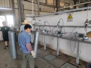 Beiheng Direkt verkauf Auto <span class=keywords><strong>LPG</strong></span> Gasflaschen füll maschine Pneumatische pneumatische Metall dosen Motor kern komponenten für Chemikalien - Product Image 2