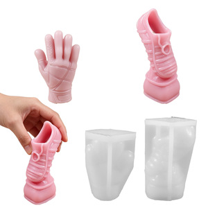 NOUVELLE ARRIVÉE : Moule en silicone pour bougies en forme de gants de <span class=keywords><strong>gardien</strong></span> de but et de chaussures de football - Product Image 1
