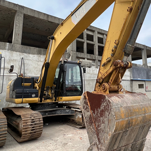 A Used Second-hand Excavator <b>Earth</b>-<b>moving</b> <b>Machinery</b> Cat 323D of Sale - Product Image 1