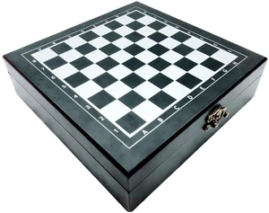 Bộ Cờ Bằng Gỗ 4 Trong 1, Poker, Xúc Xắc, Domino Với Hộp Đựng Gấp, Bàn Cờ Du Lịch - Product Image 3