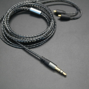 Cables de Auriculares Coaxiales Trenzados MMCX con Blindaje Combinado y Controles Remotos para Monitores/Altavoces SE215/315/425/535 Micrófono - Product Image 1