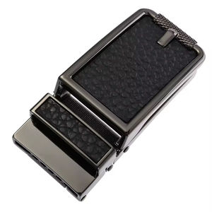 เข็มขัดหนังผู้ชาย LY33-32318 ผลิตตามสั่ง ขายส่ง หัวเข็มขัดอัตโนมัติแบบกด หัวเข็มขัดซิงค์  พร้อมสลักโลโก้ด้วยเลเซอร์ - Product Image 3