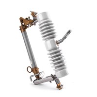Dispositif de protection de transformateur pour ligne aérienne de distribution d'énergie électrique, fusible de coupure haute tension 15 kV