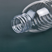 Bouteille de boisson transparente sans BPA de 250 à 1600 ml, bouteille en plastique PET vide personnalisée pour l'eau minérale