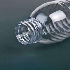 Bottiglia per Bevande Trasparente Senza BPA da 250~1600ml, Bottiglia in Plastica PET Vuota Personalizzabile per <span class=keywords><strong>Acqua</strong></span> Minerale - Product Image 5