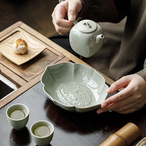 Guanlan Banana Moonlight Relief Deer Cry Pot Ceramic <b>Tea</b> <b>Set</b> Tray With Lid For Kung Fu <b>Tea</b> - Product Image 1