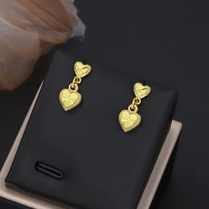 Pendientes de Estrella y Corazón Chapados en Oro de 24K de JXX Fashion, Pendientes de Latón Modernos para Mujer - Product Image 3