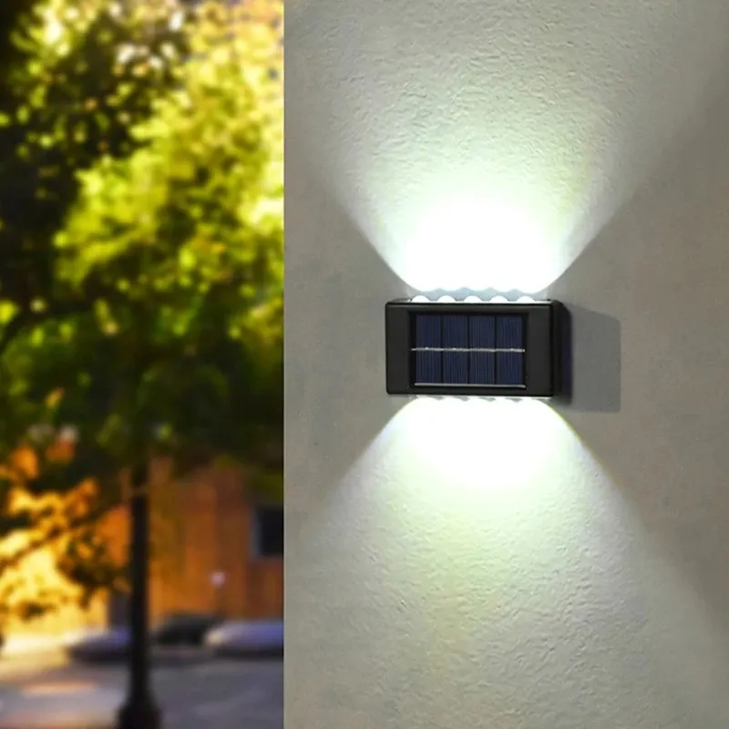Panel solar de emergencia de pared led, luces de seguridad de jardín alimentadas por energía solar todo en uno, luz de Casa montada en la pared