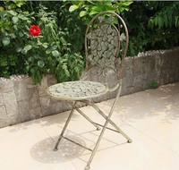 Ensemble de meubles de patio en fer forgé vert vieilli vintage et ensemble bistrot 3 pièces (table et chaises) pour jardin et balcon extérieur