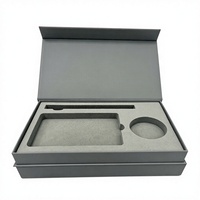 Boîte cadeau rigide écologique de luxe avec dorure à chaud, laminage mat UV, fermeture magnétique, logo personnalisé, poignée, réutilisable et recyclable