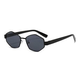 Lunettes de soleil en gros avec logo personnalisé, monture classique rétro, dernières nouveautés, best-seller pour l'extérieur - Product Image 5
