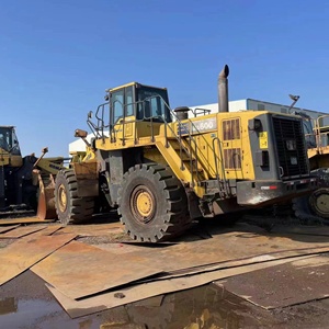 Chargeuse sur pneus Komatsu WA600, capacité nominale de 9 tonnes, modèle 2020, jaune, équipement lourd d'occasion avec moteur, boîte de vitesses et pompe - Product Image 2