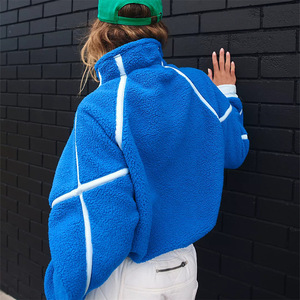 Media cremallera Stand Collar Sherpa Fleece Logotipo personalizado Fabricante Crop Tops Chaquetas cálidas a prueba de viento Ropa de mujer de invierno Abrigo de mujer - Product Image 3