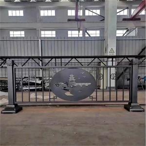 Barrière de sécurité pour piétons Tianying Q235, longueur personnalisable, grillage pour routes et ponts - Product Image 1