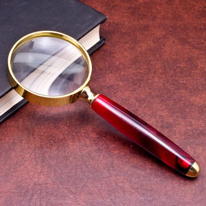 Loupe portative 82mm, grossissement 8x, lentille en verre optique, poignée rouge et bleue pour la lecture, cadeau pour personnes âgées - Product Image 3