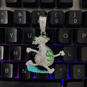 Dropshipping que brilla en la oscuridad Bling dólar dinero bolsa colgante Iced Out Running Escape collar Hip Hop joyería - Product Image 5