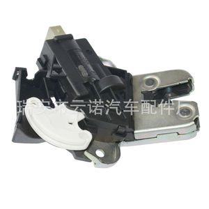 Verrouillage de coffre en plastique en gros d'usine 4F5827505D pour Volkswagen Sagitar Magotan Audi A4 A6L VW et Skoda - Product Image 4