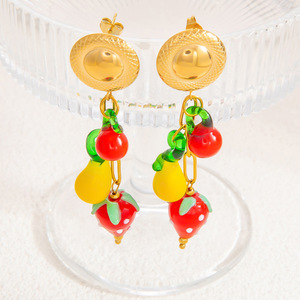 Boucles d'oreilles pendantes en acier inoxydable plaqué or 18 carats, motifs fruits (fraise, cerise, citron), pour usage quotidien EH11660 - Product Image 3