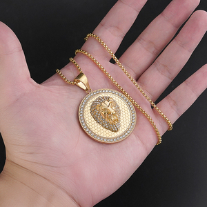 Collier pendentif médaillon lion en acier inoxydable pour homme, avec cristaux, style « Iced Out », colliers Lion Roi, personnalisable en usine - Product Image 3