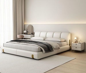Letto Matrimoniale Moderno Imbottito in Ecopelle di Lusso, Struttura Letto Queen Size per Camera da Letto, Vendita all'Ingrosso - Product Image 1