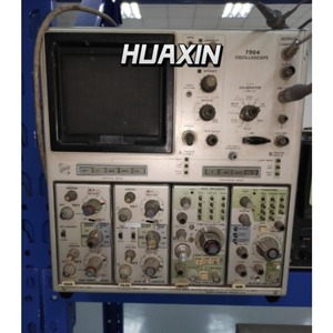 ออสซิลโลสโคป Tektronix 7904 พร้อมโมดูล 7A26 7A13 7B71 และ 7B70 - Product Image 1