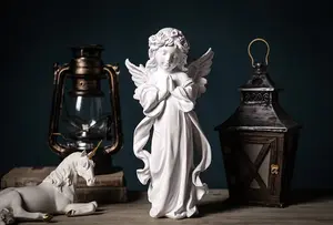 Hars Religieuze Wit Staande Mooie Bidden Menselijk Angel Holiday Giveaway Gift Huis Muur Decoratieve Beeldje Standbeeld Model