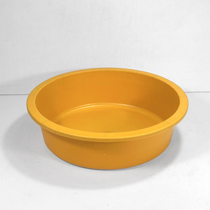 Mangeoire en plastique jaune 47x13x38cm pour porcs, canards, oies, chats, chiens, bovins, moutons - Product Image 1