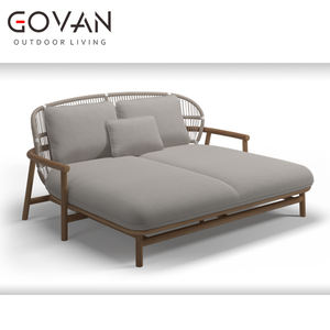 Diseño simple Outdoor Low Back Daybed Muebles de exterior Teca Villa Teca sólida con ratán Low Back Daybed - Product Image 4