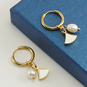 Zogxin Gold Hoop Earrings With Pearl And Shell Charm Geometric Design For Women Party Fashion Jewelry - Product Image 3