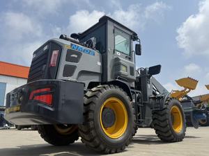 Cargadora de Ruedas Compacta Diésel de 37 kW, 1 Tonelada, Máquina para Limpiar Estiércol en Granjas Ganaderas, Fácil Mantenimiento, 12 Meses de Garantía - Product Image 4