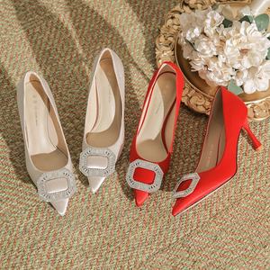 Женские туфли-лодочки на высоком каблуке - Product Image 1