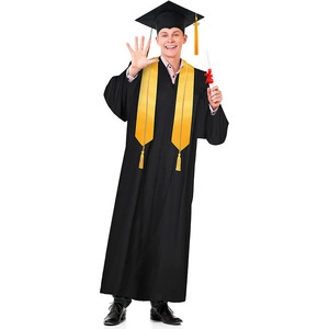 Ensemble de tenue de remise de diplôme d'usine avec toque, étole, cordon d'honneur et breloque d'année, pour étudiants universitaires, vente en gros - Product Image 4