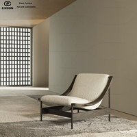 Ensemble de fauteuils inclinables de style nordique exquis et luxueux pour salon d'hôtel, avec un design créatif et un tissu confortable.