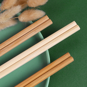 Palillos de bambú al por mayor para el hogar, vajilla para restaurantes y familias, palillos sencillos, sin pintura ni cera, varios tamaños - Product Image 4