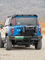 Pare-chocs arrière BJ40 compétitif, robuste et élégant, un accessoire indispensable pour le tout-terrain, résistant aux chocs et aux collisions.